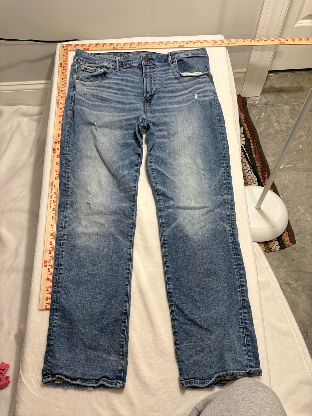 Hollister Women's Light Blue Straight Leg Jeans